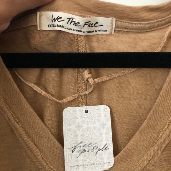 We the free XS women’s full sleeves top - Picture 3 of 8